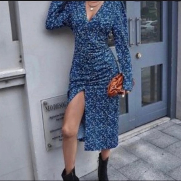 SOLD—Zara blue print dress - Picture 11 of 11